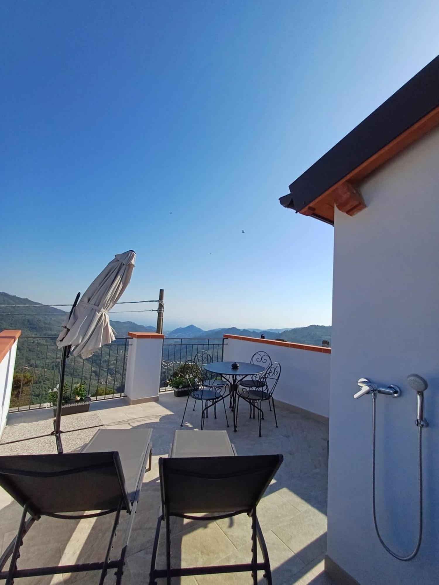 La Dimora Azzurra Villa Perinaldo Buitenkant foto